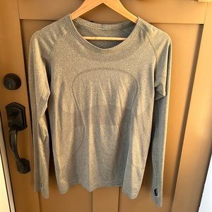 Lululemon swiftly long sleeve tech shirt!